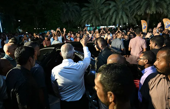 ވާހަކަތައް އަޑުއެހިޔަސް، ގާނޫނުގެ ވެރިކަން ދަމަހައްޓާނެ