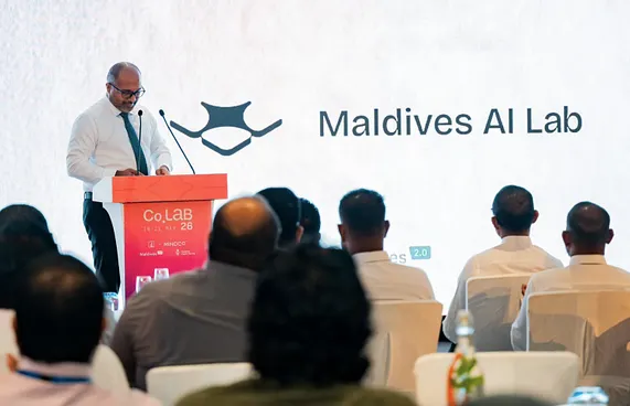 މޯލްޑިވްސް އޭއައި ލެބް ރަސްމީކޮށް އިފްތިތާހުކޮށްފި