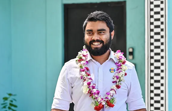 ނޫސްވެރިޔާ ޝަހުޒާން ޖަލުން ދޫކޮށްލައިފި