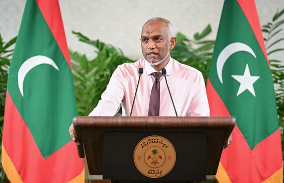 ސުކޫކު އަނބުރާ ދެއްކުމުން ފިޗުން، ރާއްޖޭގެ ރޭޓިން މަތިކޮށްފި