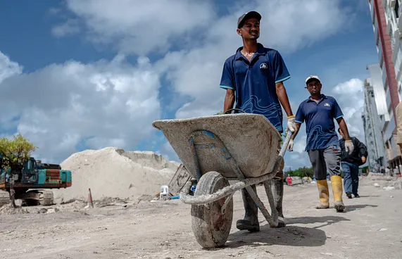 އެމްޕީއެލްއިން ރަސްފަންނާ ހަމައަށް މަގު ހަދަން ފަށަނީ