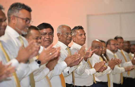 ޕީއެންސީ ދޫކުރަން މަޖިލީހުގެ މެމްބަރުން ތައްޔާރު: އިބޫ