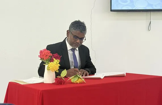 ޕާޓީ ބަދަލުކުރުމުން ޝުޖާއުގެ ގޮނޑިއާ މެދު ގޮތެއް ނިންމަނީ