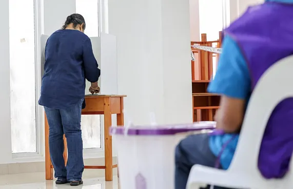 ހިތަދޫ ބައި އިލެކްޝަން: ވޯޓު ލެވޭ ގަޑި 5 އަށް އިތުރުކޮށްފި