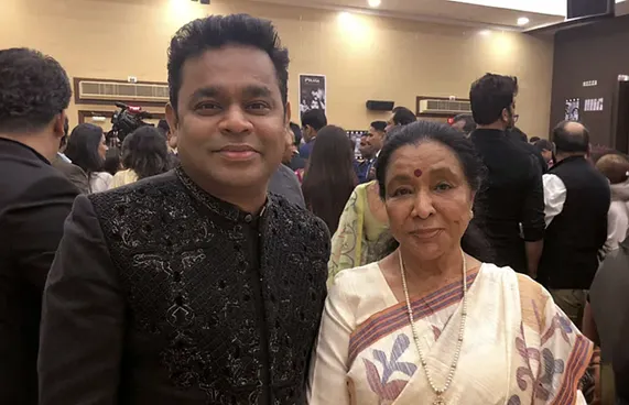 އާޝާގެ ހަނދާނުގައި އޭއާރު ރަހުމާނާ އެކު އޭނާގެ ފަހު ލަވަ