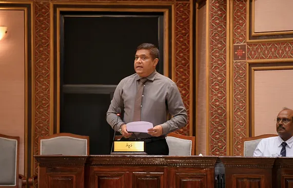 ލަފާކުރަނީ ޓޫރިޒަމް މިދިޔަ އަހަރަަށް ވުރެ ދަށްނުވާނެ ކަމަށް