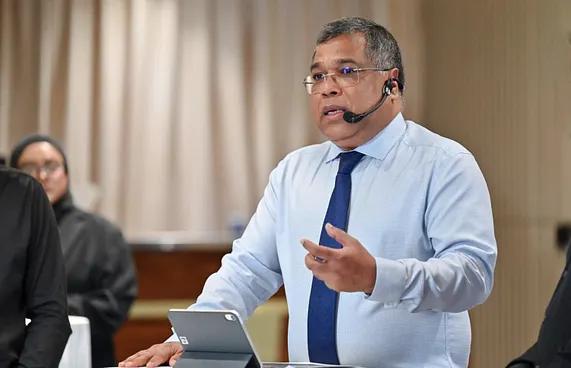 ބީއެމްއެލްގެ ކާޑު މުއާމަލާތްތަކުގެ 65 ޕަސެންޓް އީކޮމާސްއަށް