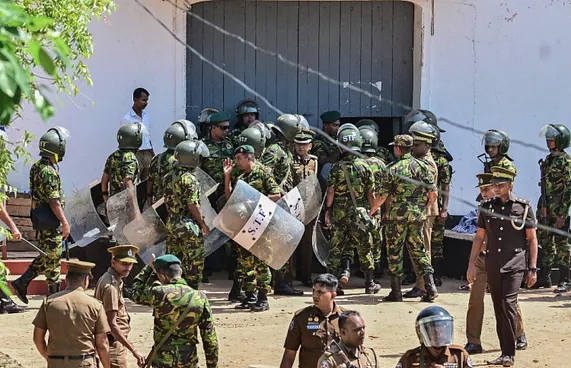 ލަންކާ ޖަލުގައި 26 މަރު، ހާއްސަ ތަހުގީގެއް ފަށައިފި