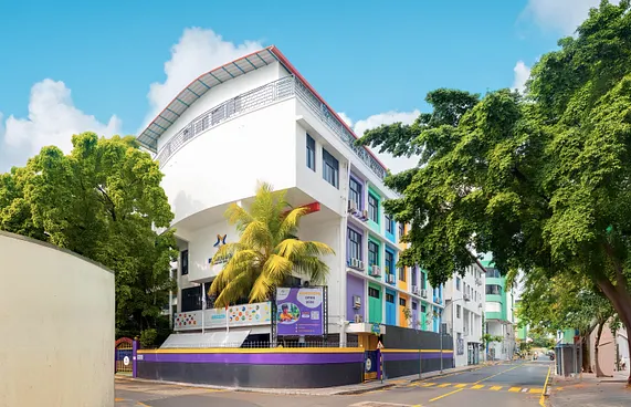 ފިންލެންޑާއި ބިލަބޮންގްގައި ގްރޭޑް1ގެ އެޑްމިޝަންގެ ފުރުސަތު