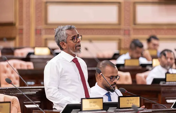 ކުނބުރުދުއަށް ކުނި ގެންދާތީ ހުށަހެޅި މައްސަލަ ބޭރުކޮށްލައިފި