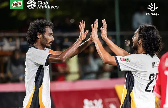 ރަނަރަޕް ހޯކްސް މޮޅަކާ އެކު ސެކްޓާ ލީގު ފަށައިފި