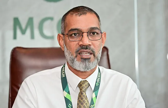 ދަރުމަވަންތައަށް ކެތުލެބް، ހުޅުމާލެއަށް އެމްއާރުއައި މެޝިން
