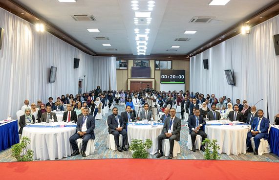 ސޯޝަލް ރިސާޗް ކޮންފަރެންސްގައި 138 ބައިވެރިން، 25 ދިރާސާ