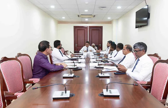 މެމްބަރުންގެ އިންޝުއަރެންސާ ބެހޭގޮތުން ބޭއްވި ކޮމެޓީ ސިއްރު