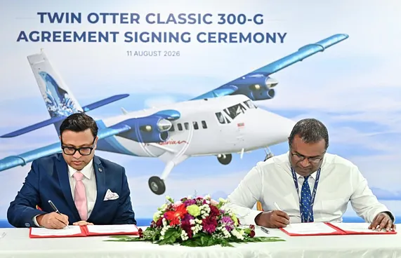 ޓްވިން އޮޓަ ދެ ބޯޓުގެ އެއްސްބަސްވުމުގައި ސޮއިކޮށްފި