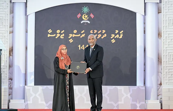 ހިތްވަރު ދިނުމުގެ ގައުމީ އިނާމު 8 ބޭފުޅަކާއި ކުންފުންޏަކަށް