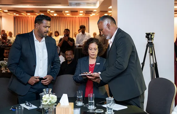 "ދަ ކްރެސެންޓް ޓަވާ" ޕްރޮޖެކްޓުގައި ބައިވެރިވުމުގެ ފުރުސަތު