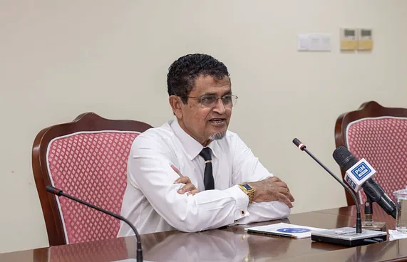 "މަސައްކަތް ކުރީ އާރްޓީއައި ގާނޫނުގެ ނިޔަތާ އެއްގޮތަށް"