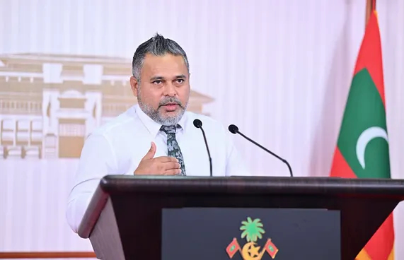 ބުޅަލަށް ހާއްސަކޮށް "ކެޓް އައިލެންޑް" އެއް ހަދަނީ