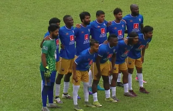 ޖޯޒީގެ ކުލަ އެއްގޮތްވުމުން ބިސް ބުރަށް ގައުމީ ޓީމުގެ ކިޓް