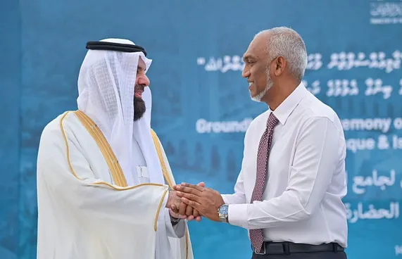 ރާއްޖޭގެ އެންމެ ބޮޑު މިސްކިތުގެ ބިންގާ އަޅައިފި