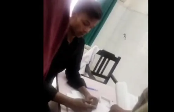 ޑޮކްޓަރު ނެތް ވަގުތު ބަލިމީހުން ބަލަން ޑްރައިވަރު