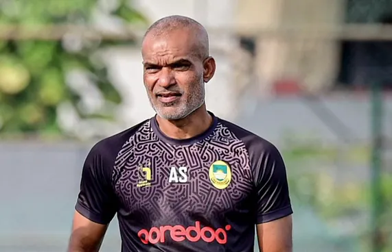 ހަމަލާދިން މައްސަލައިގައި ސުޒޭރު 10 މެޗަށް ސަސްޕެންޑްކޮށްފި