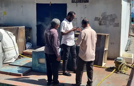 ވިލިމާލެ ފަޅުގައި އޮތް 12 އުޅަނދެއް ޖޫރިމަނާކޮށްފި