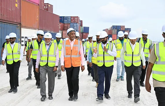 "ޕޯޓުގެ މަޝްރޫއު އިގްތިސާދު ފުޅާކުރުމަށް ވަރަށް މުހިއްމު"