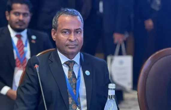ފަނޑިޔާރުން ގޮތް ނިންމުން އޭއައިއަށް ދޫކޮށްނުލެވޭނެ: ޣަނީ