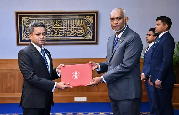 އެޗްއާރުސީއެމްގެ މެމްބަރު ކަމަށް ޝަމްއޫން ހަމީދު