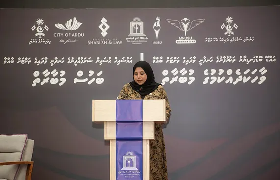 "ހަރުދަނާ މީހަކަށްވާނީ އިލްމާއި ހުނަރު ބޭނުންކުރާ ގޮތަކުން"