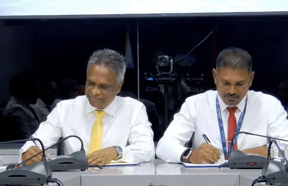 ތިނަދޫ އާއި މާލޭ ކައުންސިލުން އެމްއޯޔޫއެއްގައި ސޮއިކޮށްފި