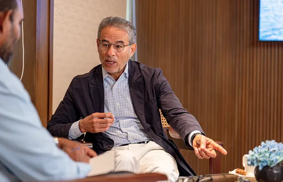 މަރާސީ ބިނާކުރީ ލޯބިން، ރަސްމާލެ މަޝްރޫއު މާރަނގަޅުވާނެ