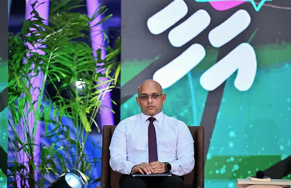 ސިންގަލް ޑިޖިޓްގައި ޑެފިސިޓް ހިފެހެއްޓޭނެ: ޒަރީރު