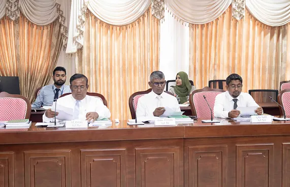 ސަލާމަތީ ހިދުމަތްތަކުގެ ވެރިން 241 ކޮމިޓީއަށް ހާޒިރުކުރަނީ