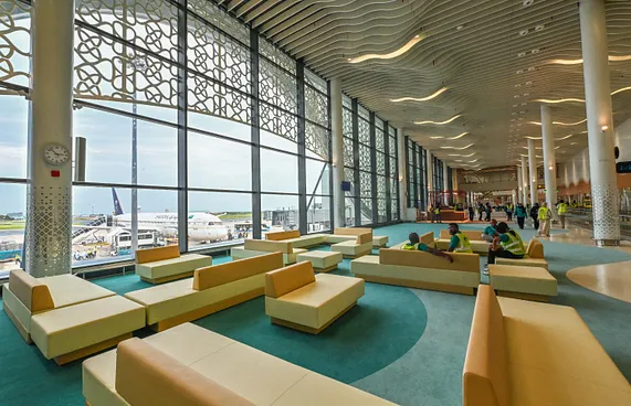 ހުއްދަ ނެތި ވީއައިއޭގައި ހިދުމަތް ދޭތީ ފިޔަވަޅު އަޅަނީ