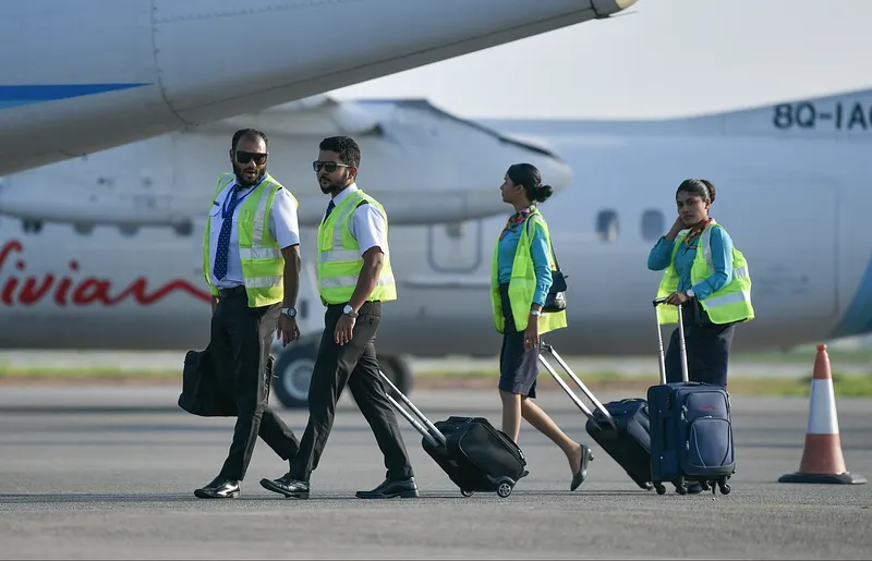 ލޯނާއި ސްކޮލަޝިޕްގައި ޕައިލެޓްކަން ކިޔަވައިގެން ތިބި މީހުންގެ އަދަދު 750 އިން މަތީގައި