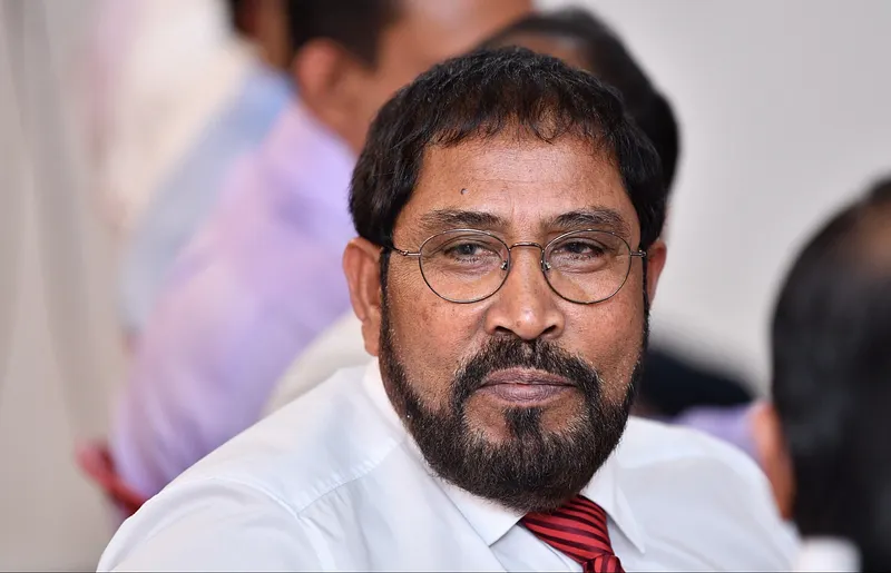 ކާޑެއްދޫ އެއާޕޯޓު އަތުލުން މި ސަރުކާރުން ދިފާއު ކުރާތީ ހައިރާން ވަން: ގާސިމް