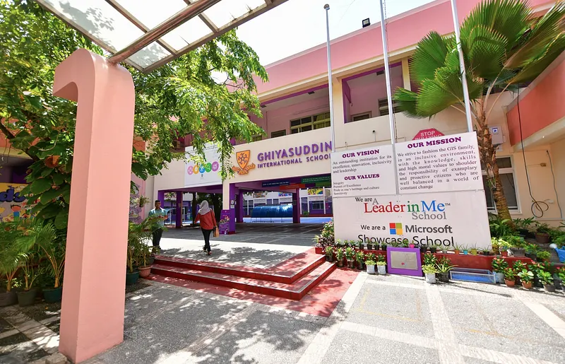 ޣިޔާސުއްދީން ސްކޫލުގެ އޭސީތަކުން ވައްކަންކުރުމުގެ މައްސަލަ ބޮޑުވެއްޖެ