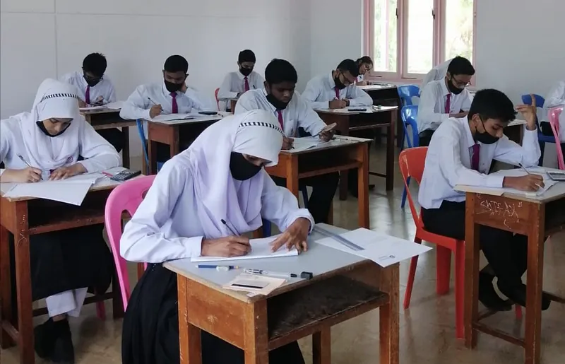 ރާއްޖޭގައި އިމްތިހާނު ހަދަން ހުޅުވާލުމުން ހާހަކަށް ވުރެ ގިނަ ދަރިވަރުން ބައިވެރިވެއްޖެ