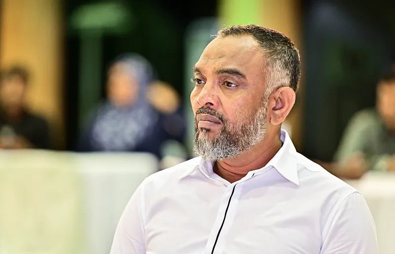 އަލީ އާރިފް އިސްތިއުފާ ދެއްވައިފި