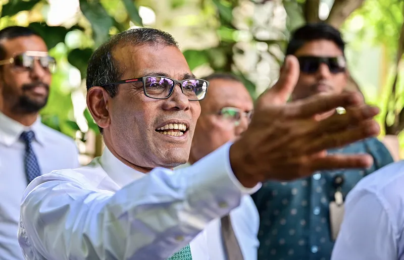ޑޮލަރުގެ ސިޔާސަތާ ހުރެ އިންވެސްޓަރުންގެ އިތުބާރު ގެއްލޭނެ: ނަޝީދު