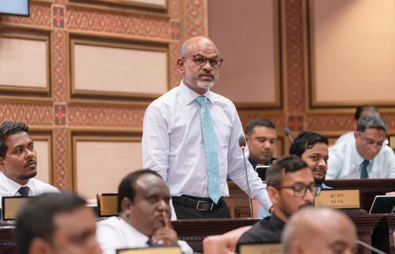 ނާޒިމް ވަކިކުރުމުގެ މައްސަލަ އާދިއްތަ ދުވަހަށް ތާވަލުކޮށްފި