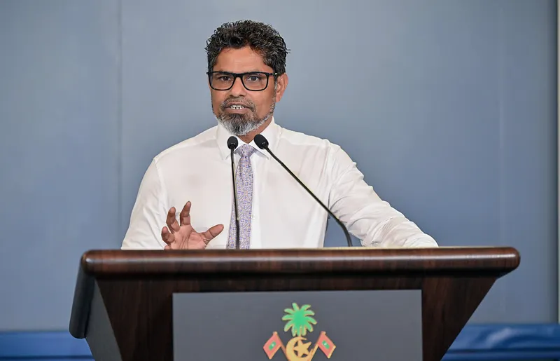 ލެގޫންސްގެ އިންތިހާބާ ގުޅިގެން ސްޕޯޓްސް ކޮމިޝަނަރު ތޮލާލްގެ މައްސަލައެއް ސްޕޯޓްސް ކައުންސިލަށް