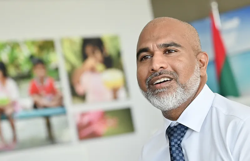 ޓީޗަރުންގެ މަސައްކަތް ބަލައިގަނެ، ހައްގު ޝަރަފުދީ: ޝަފީއު