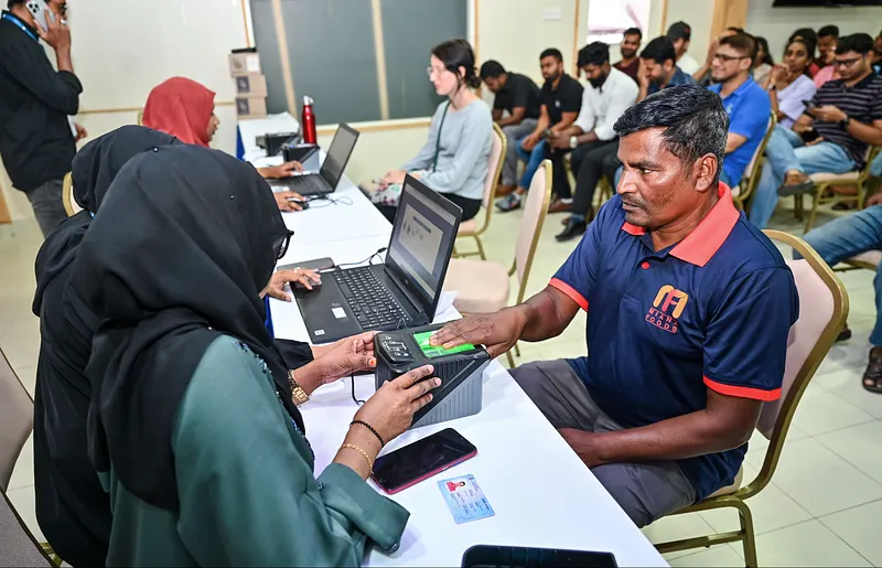 ބިދޭސީން ލީގަލައިޒް ކުރަން އެންމެ ފަހުގެ ފުރުސަތު ދީފި