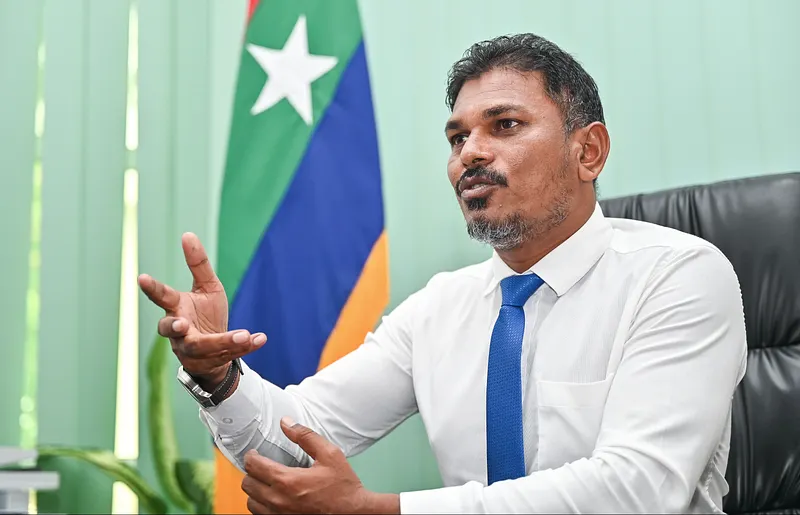 ތިނަދޫގެ އާބާދީ އޮޅުވާލި ކަމަށް ބުނާ މައްސަލަ ޕީޖީ އަށް