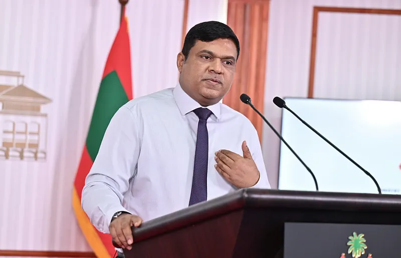 ޓޫރިޒަމާ ގުޅޭ މަޝްވަރާތަކަށް މިނިސްޓަރު އަމީން ރަޝިއާއަށް