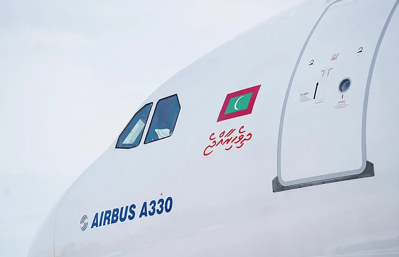 ޓޫރިސްޓުންނަށް މޯލްޑިވިއަންގެ ޓިކެޓް ވިއްކާ އަގު ހެޔޮކުރަނީ